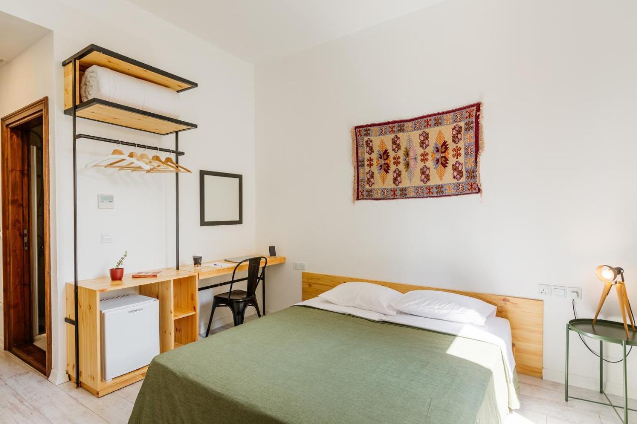 Djumba Hotel & Cafe Никосия Экстерьер фото