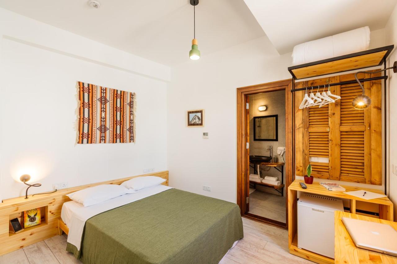 Djumba Hotel & Cafe Никосия Экстерьер фото